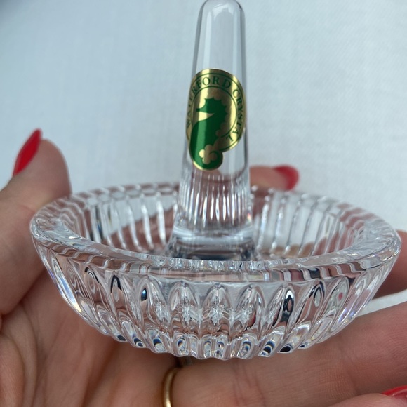Waterford Crystal Engagement Ring Holder - Picture 2 of 3
